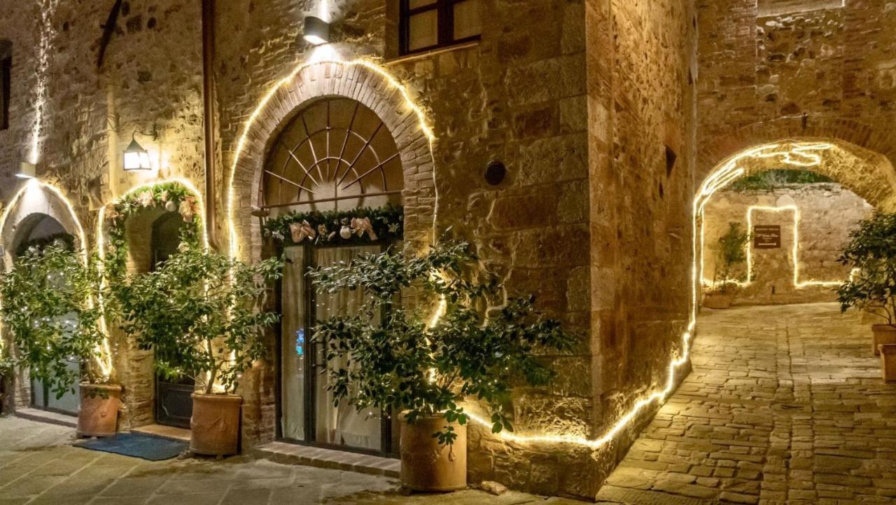 ホテル Palazzo Del Capitano Wellness & Relais - Luxury Borgo Capitano Collection サン・クイーリコ・ドルチャ エクステリア 写真